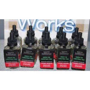 Under The Christmas Tree Bath & Body Works Wallflower Refills X10 New!